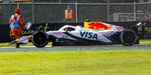 Foto zur News: Beinahe-Crash mit Sportwarten: Wieso Liam Lawson jetzt beschuldigt wird