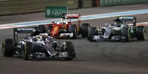 Foto zur News: WM-Plan von Verstappen: Packt er die Hamilton-Taktik von