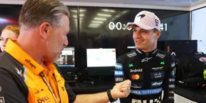 Foto zur News: WM-Sieger Lando Norris: Zak Brown schuldet ihm sein Traumauto