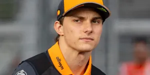 Foto zur News: Villeneuve: Oscar Piastri muss sich nach seinem Titelverlust "schrecklich fühlen"