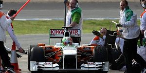Foto zur News: Überraschung: Force India beginnt Tests mit altem Auto