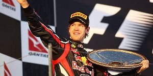 Foto zur News: Unterhaltsamer Auftakt: Vettel siegt in Melbourne!