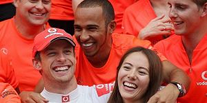 Foto zur News: Hamilton: &quot;Button hat starkes Team um sich aufgebaut&quot;