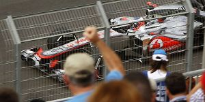 Foto zur News: Bestzeit für Button, aber Vettel Schnellster