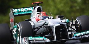 Foto zur News: Mercedes freut sich auf Schumachers Jubiläumsrennen