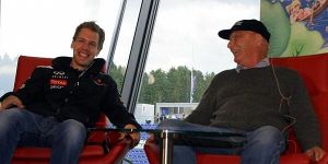 Foto zur News: Lauda: Vettel wird &quot;mit links&quot; Weltmeister
