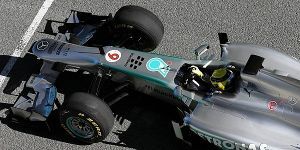 Foto zur News: Vor der Präsentation: Rosberg dreht erste Runden
