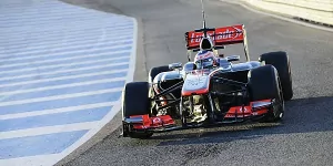 Foto zur News: Auftakt in Jerez: Button klar vor Webber