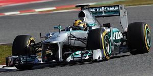 Foto zur News: Mercedes: Vorsichtiger Optimismus bei Hamilton