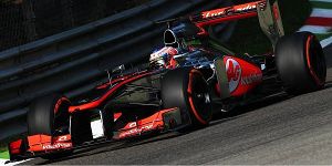 Foto zur News: McLaren-Rückstand: Michael spricht von &quot;interessanter