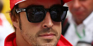 Foto zur News: Alonso gleichgültig: Egal, welche Entscheidung das Team