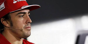 Foto zur News: Mi amore! Alonso betont perfektes Verhältnis zur Scuderia