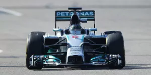 Foto zur News: Mercedes top: Rosberg-Bestzeit in Bahrain