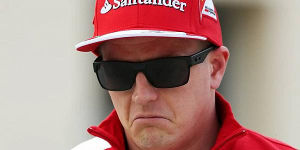 Foto zur News: Kimi crasht: Wenn die Power einsetzt...