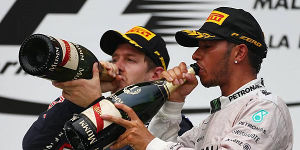 Foto zur News: Vettel warnt Mercedes: &quot;Wir machen größere Fortschritte&quot;