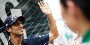 Foto zur News: Pechvogel Ricciardo: Das Lächeln stirbt zuletzt