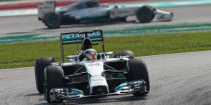 Foto zur News: Was war mit Rosberg? Mercedes wundert Pace-Unterschied