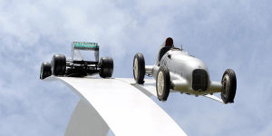Foto zur News: Formel-1-Live-Ticker: Tag 23.424 - Susie geht fremd