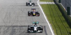 Foto zur News: FRIC: Mercedes entspannt, aber an Klarheit interessiert