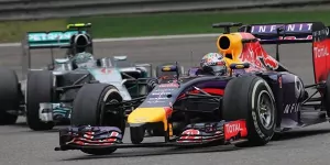 Foto zur News: Vettel würde gerne bei Mercedes spionieren