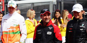 Foto zur News: Formel-1-Live-Ticker: Tag 23.468 - Verstappen geht zu Red
