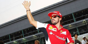 Foto zur News: Formel-1-Live-Ticker: Alonso zu Lotus?!