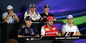 Foto zur News: Ein Crash und seine Folgen: Die Formel 1 hält inne