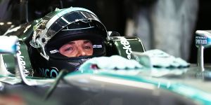 Foto zur News: Aufgeben gilt nicht: Rosberg zum Siegen verdammt