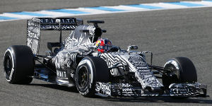 Foto zur News: Red Bull hat Arbeit: Nur McLaren-Honda mit weniger