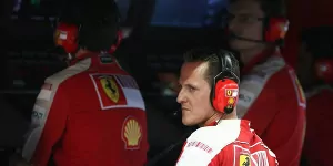Foto zur News: Ecclestone: "Michael Schumacher hat Ferrari geführt"