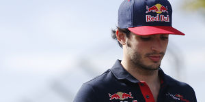 Foto zur News: Sainz traurig über Formel-1-Debüt ohne Fernando Alonso