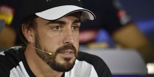 Foto zur News: Alonso redet Klartext: Verschwörung? Windböe? Quatsch!