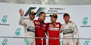 Foto zur News: Vettels erster Ferrari-Sieg: Früher als Schumacher, aber...