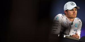 Foto zur News: Gerhard Berger: &quot;Nico Rosberg wirkt verzweifelt&quot;