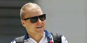 Foto zur News: Bottas sicher: Williams wird zu Silber und Rot aufschließen