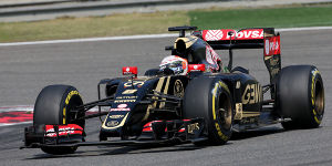 Foto zur News: Grosjean lobt den Lotus E23: &quot;Deutlich berechenbarer&quot;