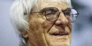 Foto zur News: Maximale Dringlichkeit: Ecclestone will V8-Motoren zurück