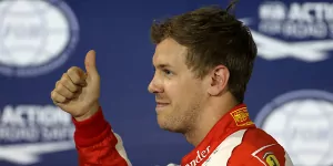 Foto zur News: Sebastian Vettel: &quot;Bin stolz, die Mercedes getrennt zu