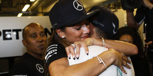 Foto zur News: Formel-1-Live-Ticker: Liebes-Comeback von Lewis #AND#