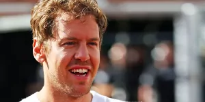 Foto zur News: Sebastian Vettel: &quot;Ferrari sollte näher dran sein&quot;