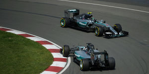 Foto zur News: Mercedes: Hamilton-Unfall ist schnell abgehakt