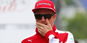 Foto zur News: Kimi Räikkönen raus ohne Applaus: &quot;Beschissener Tag&quot;