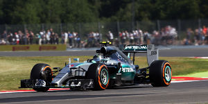 Foto zur News: Formel 1 Silverstone 2015: Rosberg trotz Defekt Schnellster