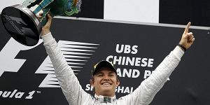Foto zur News: Mercedes: &quot;Professor&quot; Rosbergs großer Anteil am Aufschwung