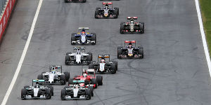 Foto zur News: Nico Rosberg: Neue Regel könnte Starts chaotischer machen