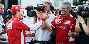 Foto zur News: Formel-1-Live-Ticker: Arrivabenes Trick mit Sebastian Vettel