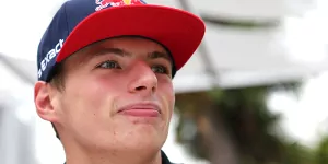 Foto zur News: Große Liebe? Max Verstappen flirtet öffentlich mit