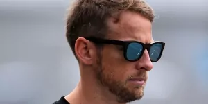 Foto zur News: Button ärgert schwatzhafter Lauda: "Verstehe ihn nie