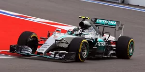 Foto zur News: Rosberg top, Hamilton patzt: Nerven oder