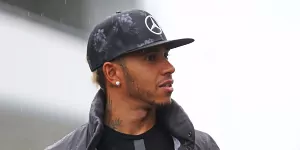 Foto zur News: Formel-1-Live-Ticker: Lewis Hamilton jagt Paparazzi